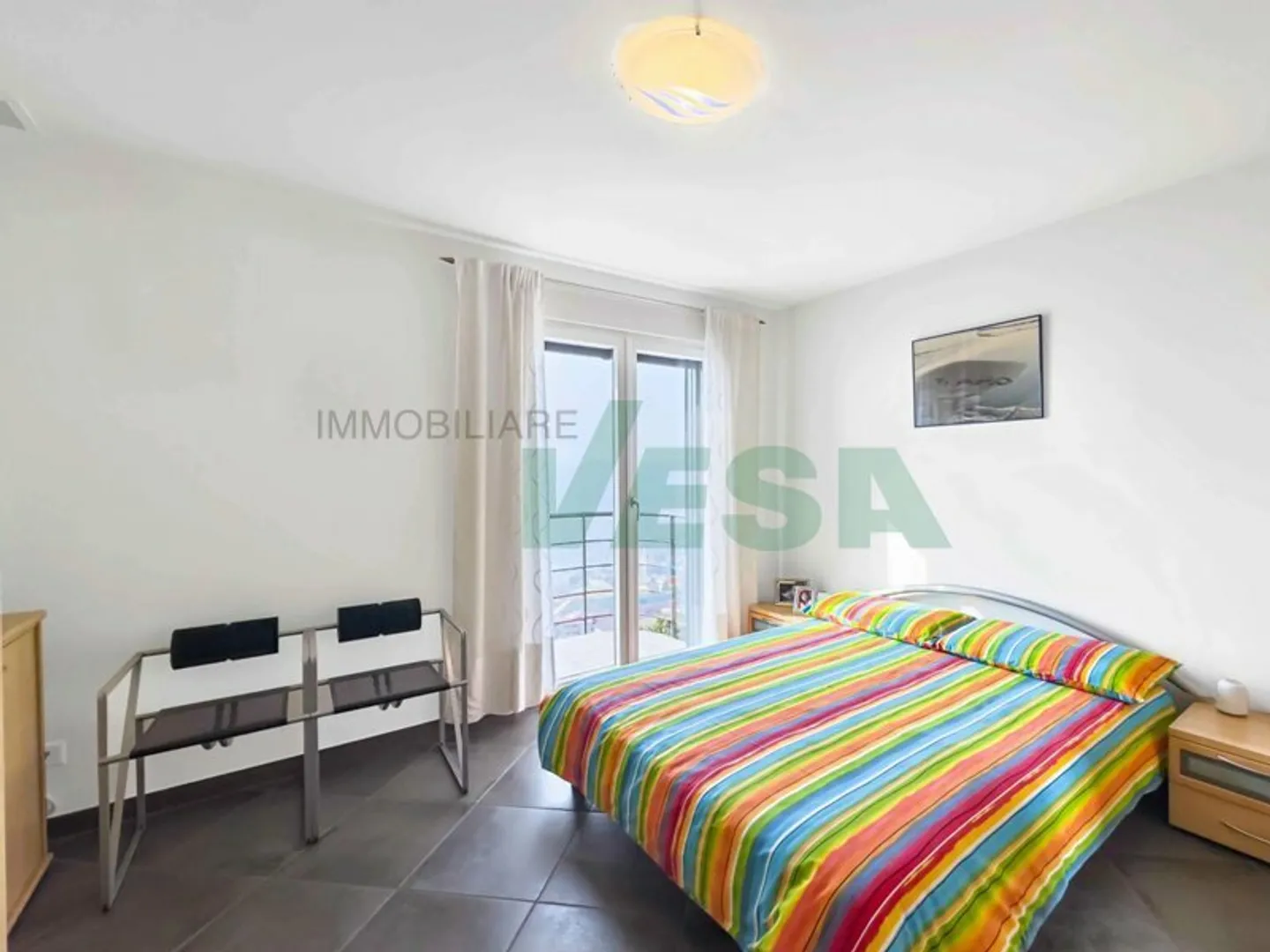 Moderna e luminosa villa mono-bifamiliare con splendida vista aperta - Foto 12 von 13