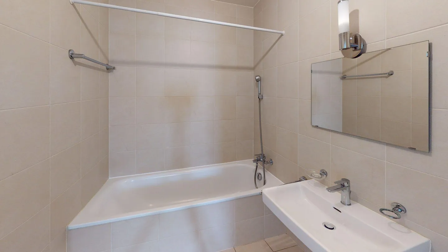 CASATAX & MINERGIE - Recenti 4 stanze luminose. - Foto 6 di 7