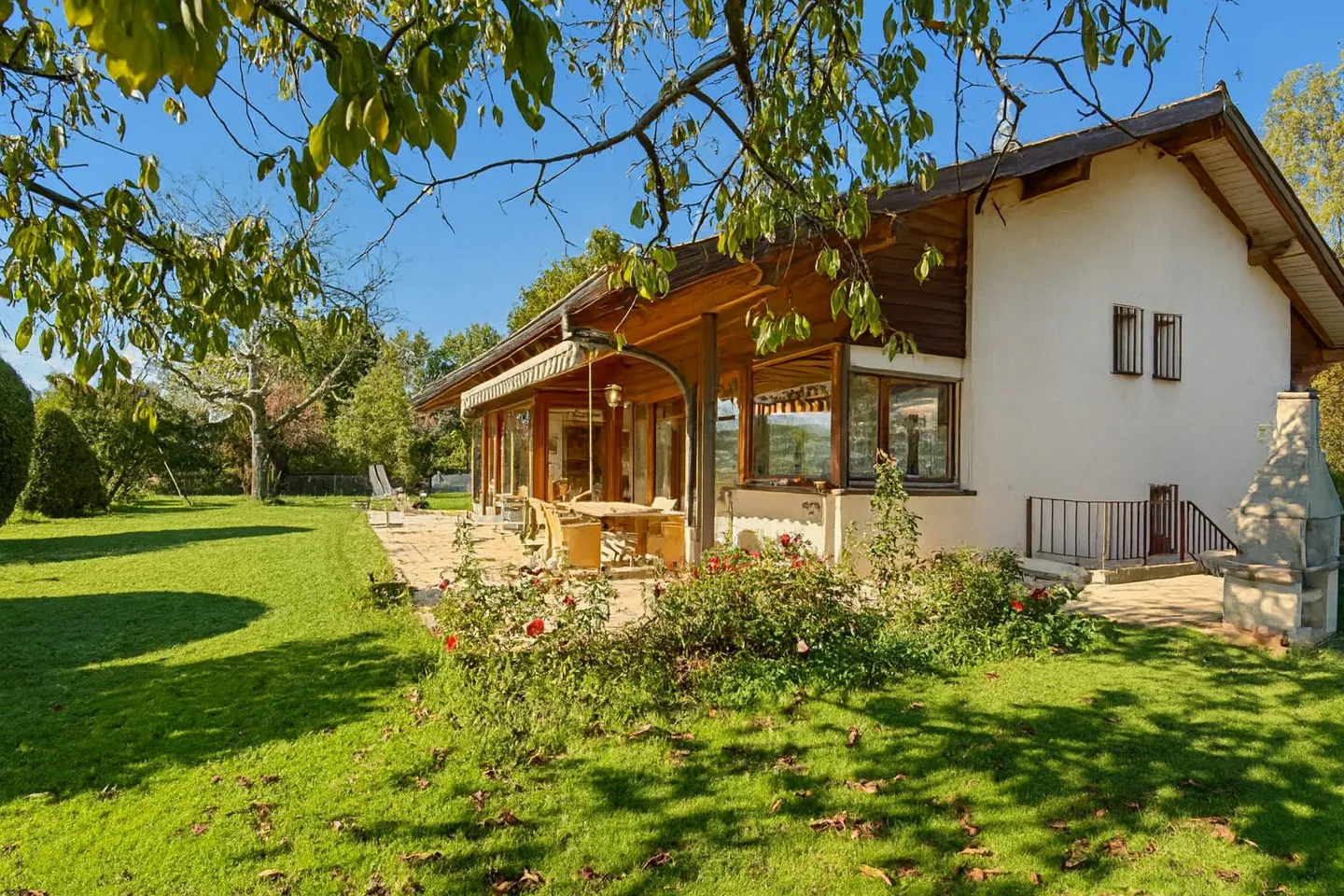 Una casa da reinventare, un ambiente di vita da amare. - Foto 1 di 9