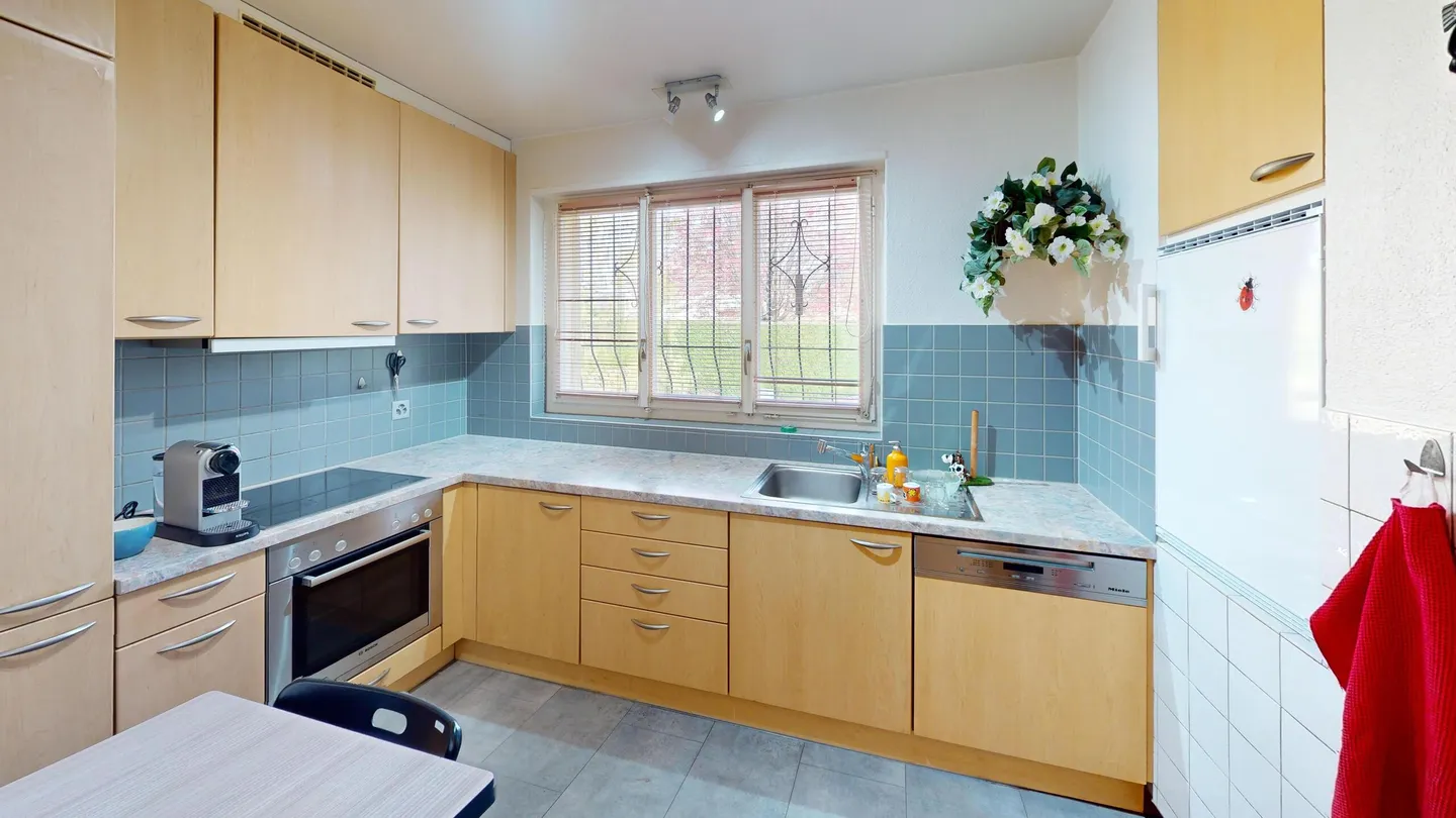 Commugny - Einfamilienhaus auf schönem bewaldeten Grundstück. - Foto 11 von 13