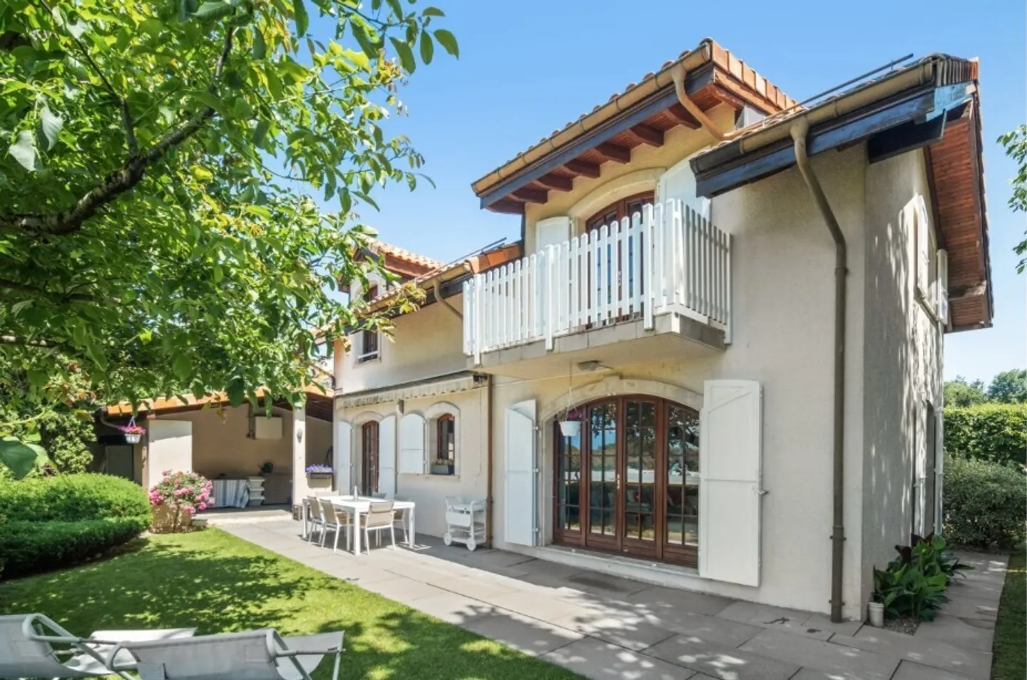 Detached house in Bernex - Photo 2 of 4