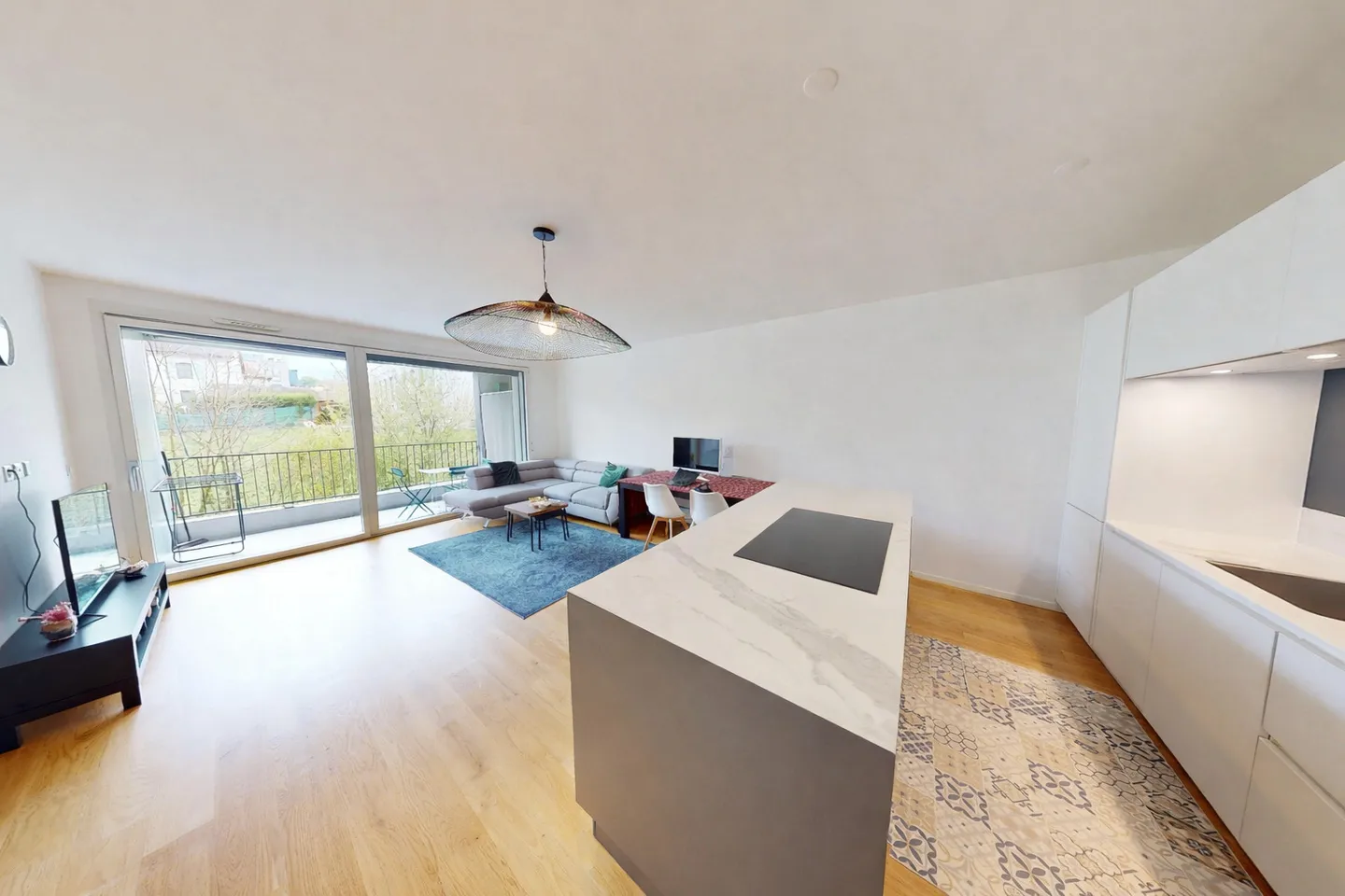 Coup de coeur à Meyrin - 4 pièces récent avec double parking - Photo 1 sur 9