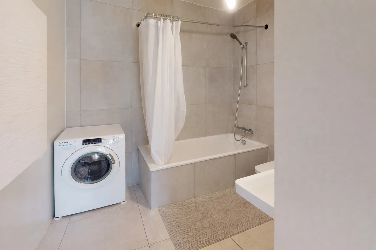 Coup de coeur à Meyrin - 4 pièces récent avec double parking - Photo 6 sur 9