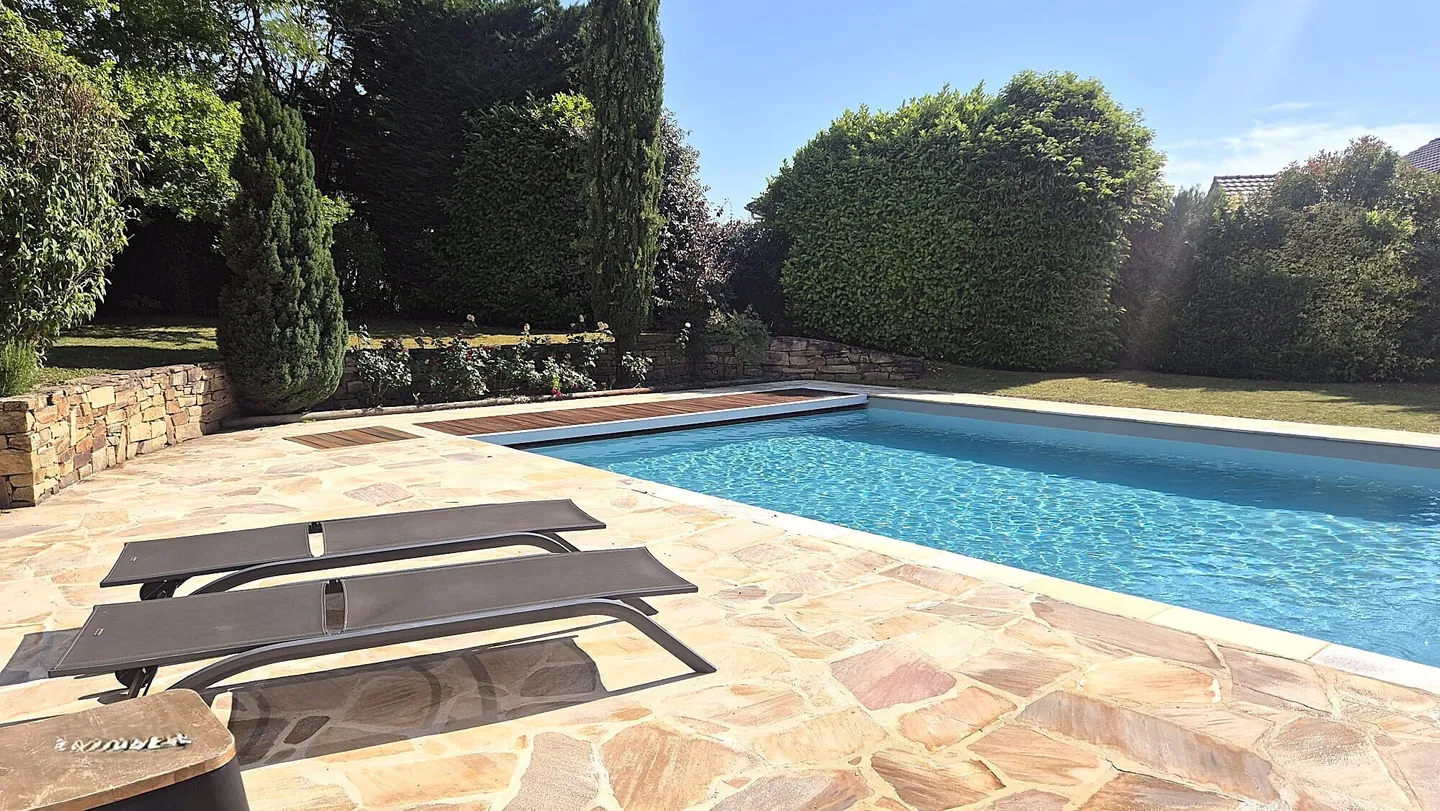 Villa exceptionnelle avec piscine - Photo 8 sur 13