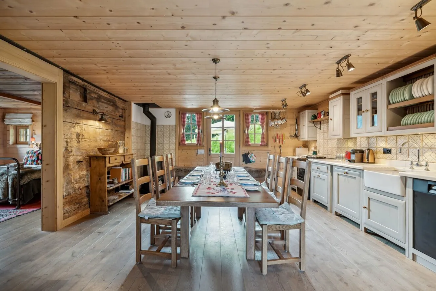 Authentisches Ormonan-Chalet, das inmitten der Natur neu erbaut wurde - Foto 4 von 13