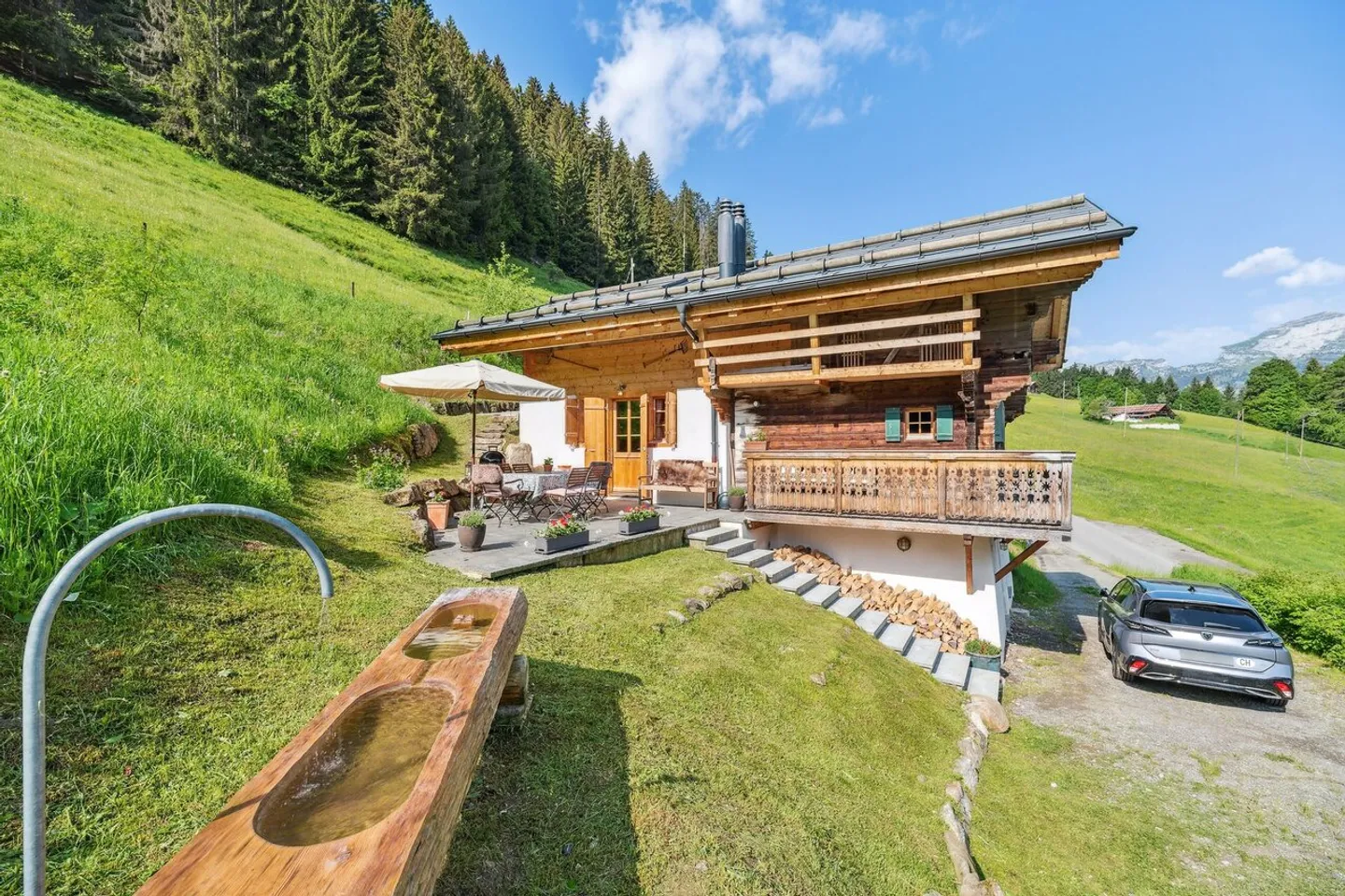 Authentisches Ormonan-Chalet, das inmitten der Natur neu erbaut wurde - Foto 3 von 13