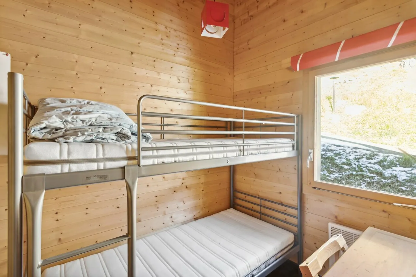 Chalet mitoyen en triplex situé à 200m du téléski de l'Alpe des Chaux - Photo 9 sur 13