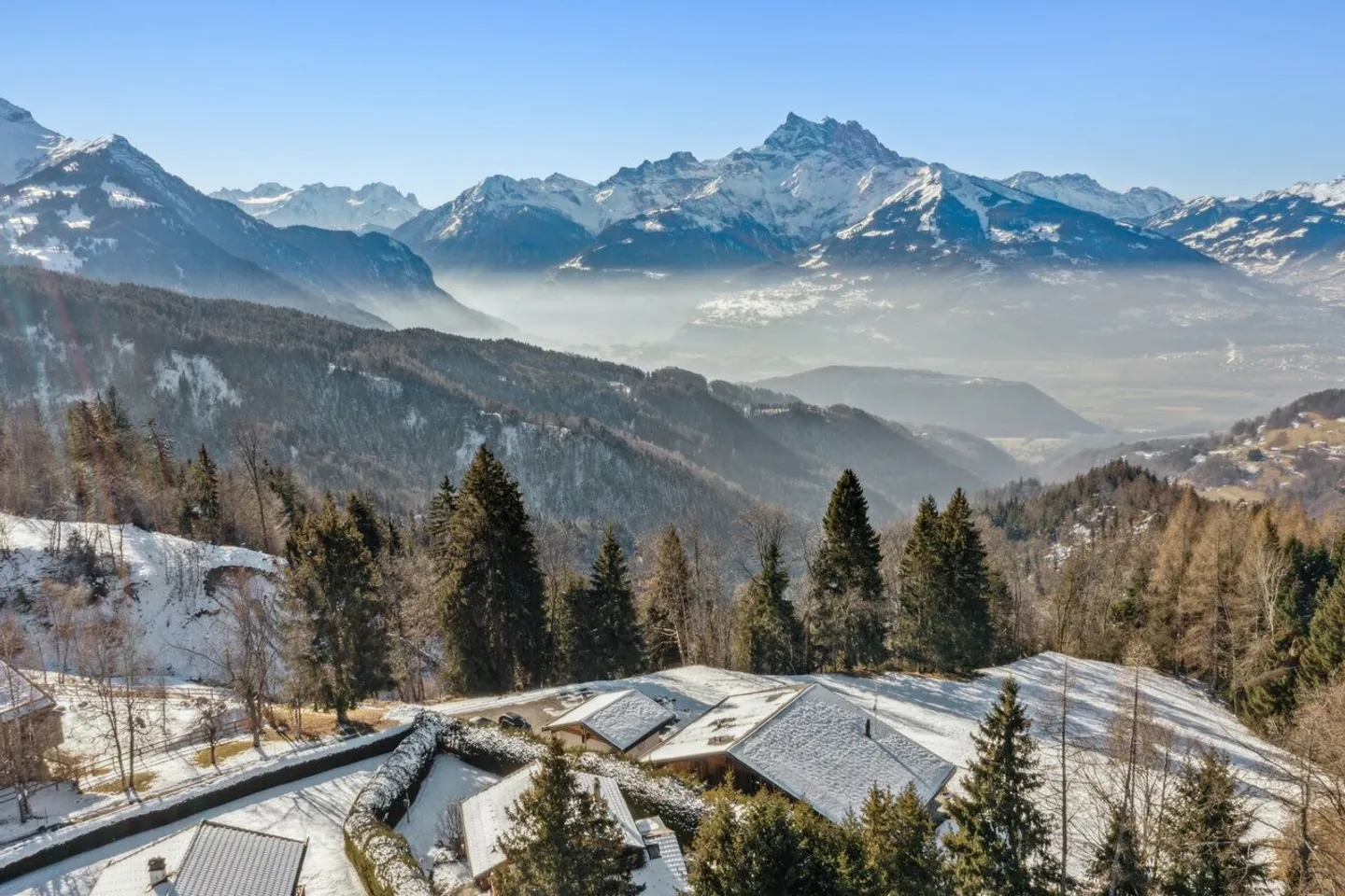 Chalet Frimaire: proprietà eccezionale nel centro della stazione - Foto 8 di 13