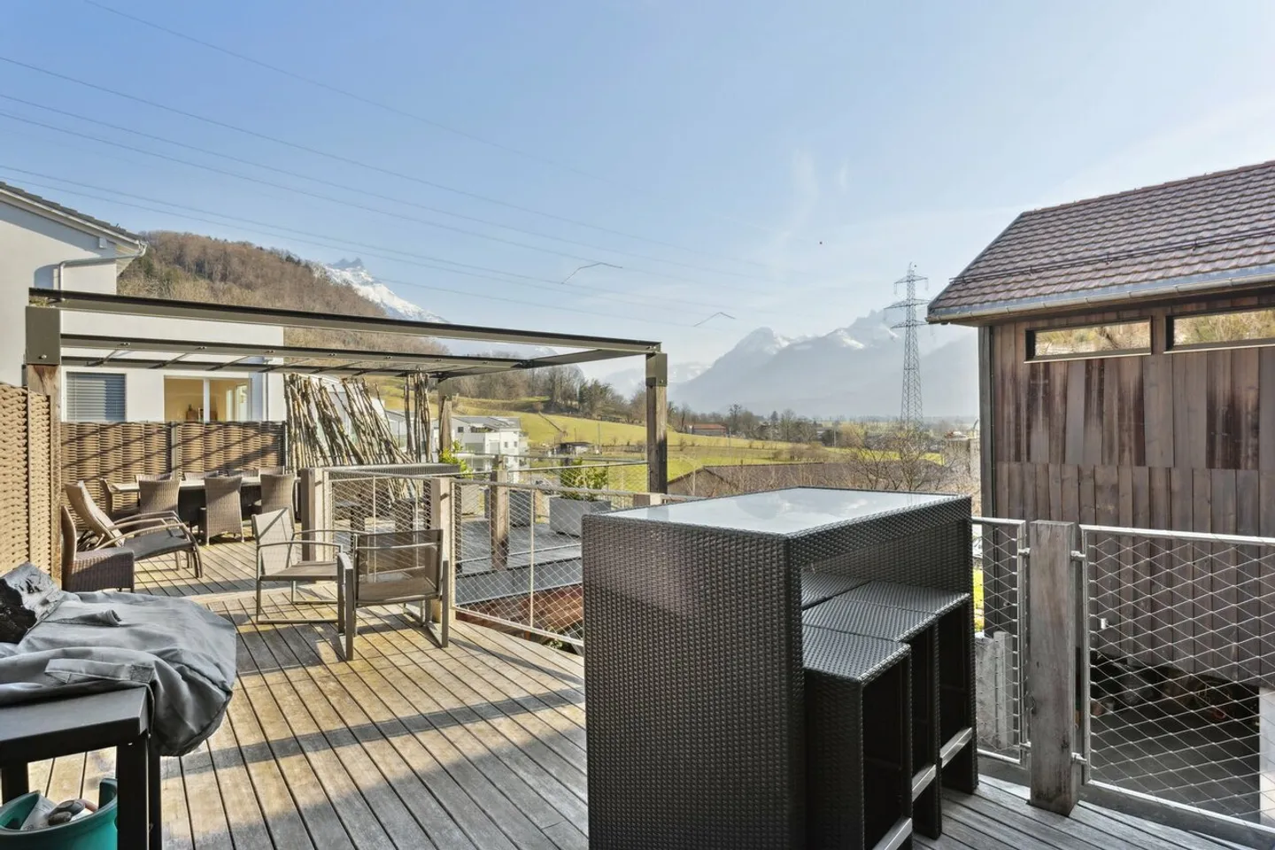 Hochwertige Triplex-Wohnung, Terrasse, Blick auf die Alpen - Foto 6 von 13
