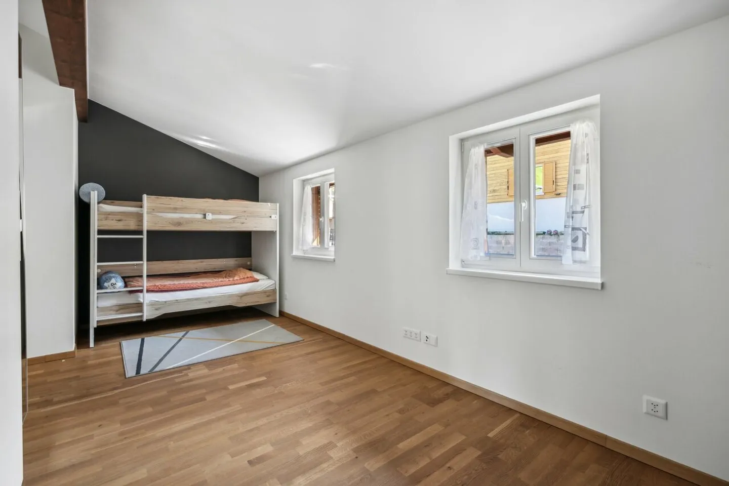 Chalet moderno con 4 camere tra Ollon e Villars - Foto 9 di 13