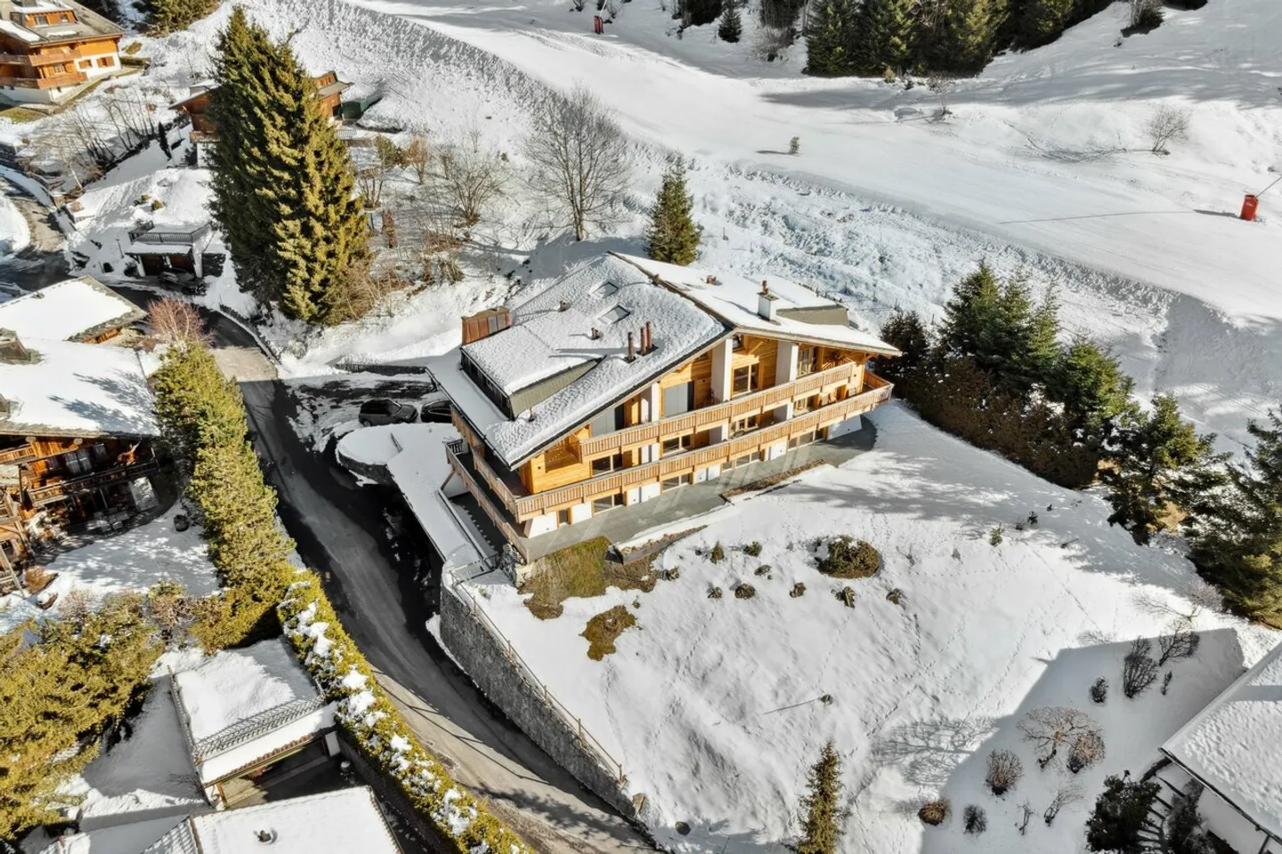 A haven of peace on the garden level - Photo 3 of 13