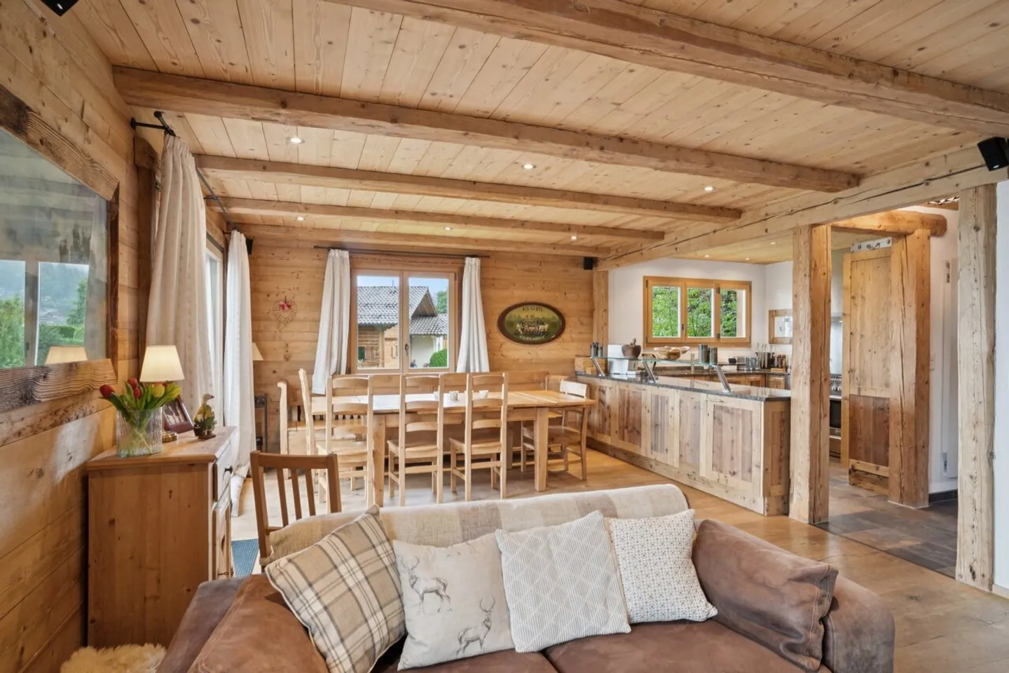 Le Picoulet, renoviertes Chalet mit 6 Schlafzimmern im Zentrum des Resorts - Foto 4 von 13