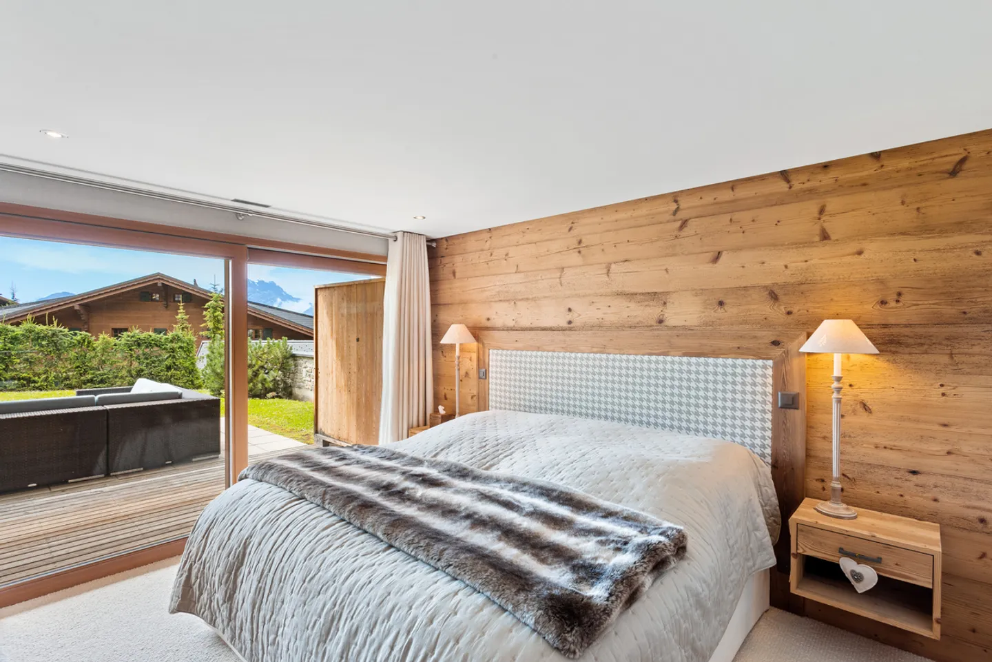 Superbe Duplex de 4 chambres, Home Cinema, Jardin, Ski In-Out - Photo 4 sur 10
