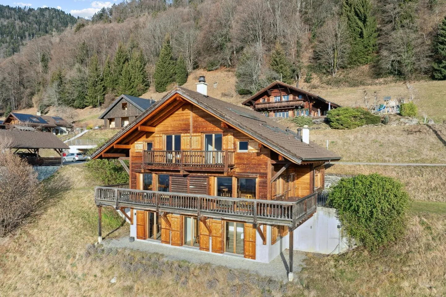 Chalet lussuoso dal fascino moderno e accogliente tra Ollon e Villars - Foto 3 di 12