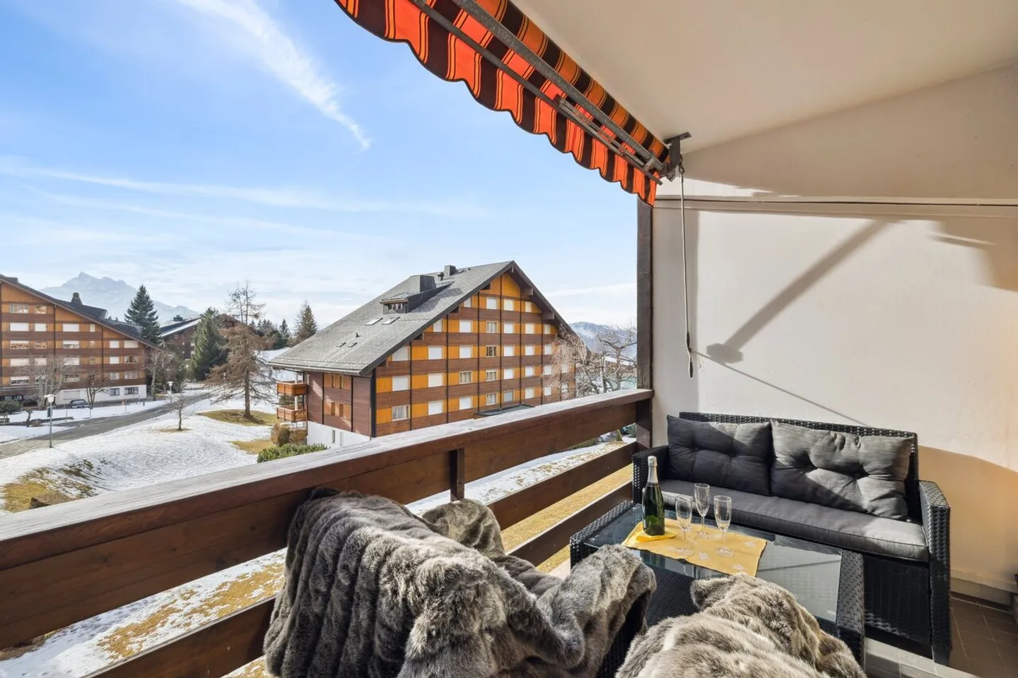 Studio charmant avec balcon Sud - Photo 2 sur 13