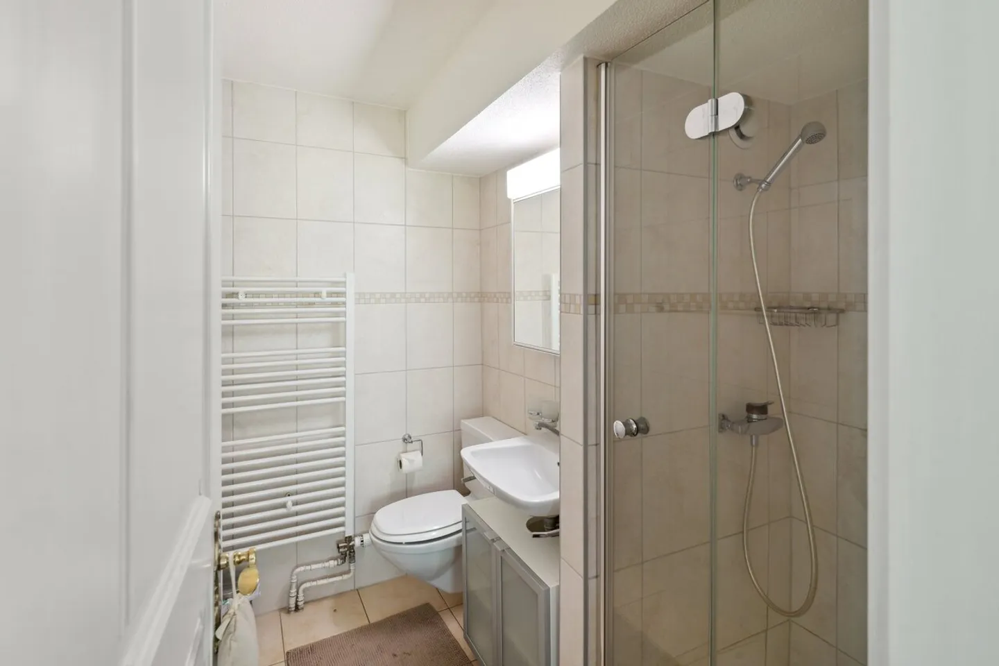 Splendide double appartement rénové avec piscine intérieure - Photo 9 sur 13