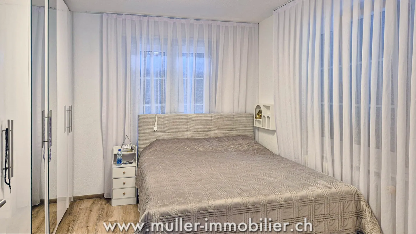 Wunderschöne individuelle Villa mit 6,5 Zimmern in Cugy VD - Foto 13 von 13