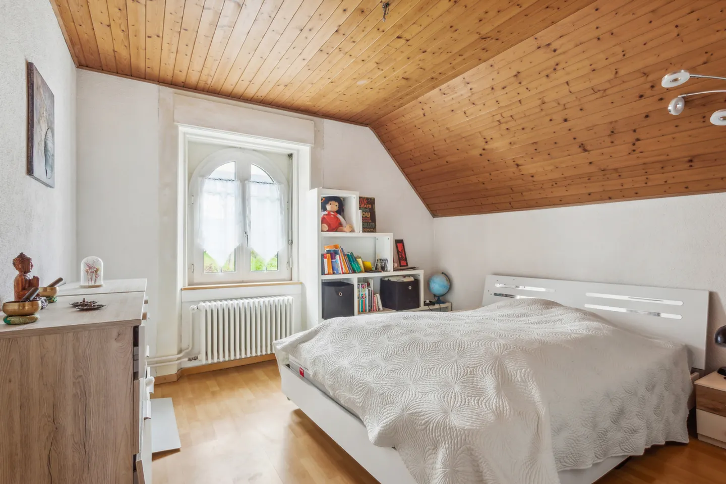 Meisterhaus mit 2 Wohnungen ideal gelegen in Le Locle - Foto 5 von 9
