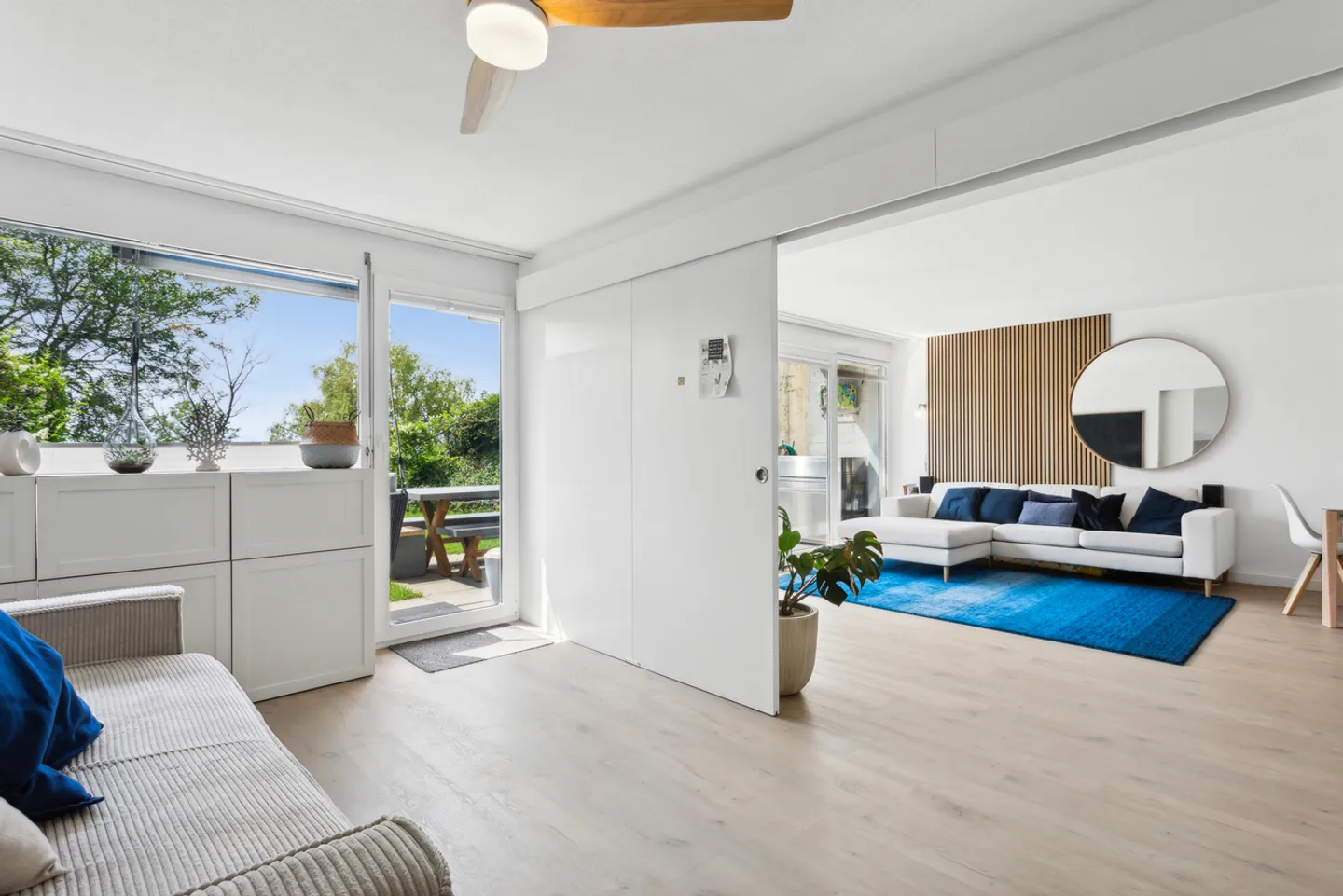 Exclusive duplex on garden level with direct access to the lake - Photo 6 of 10