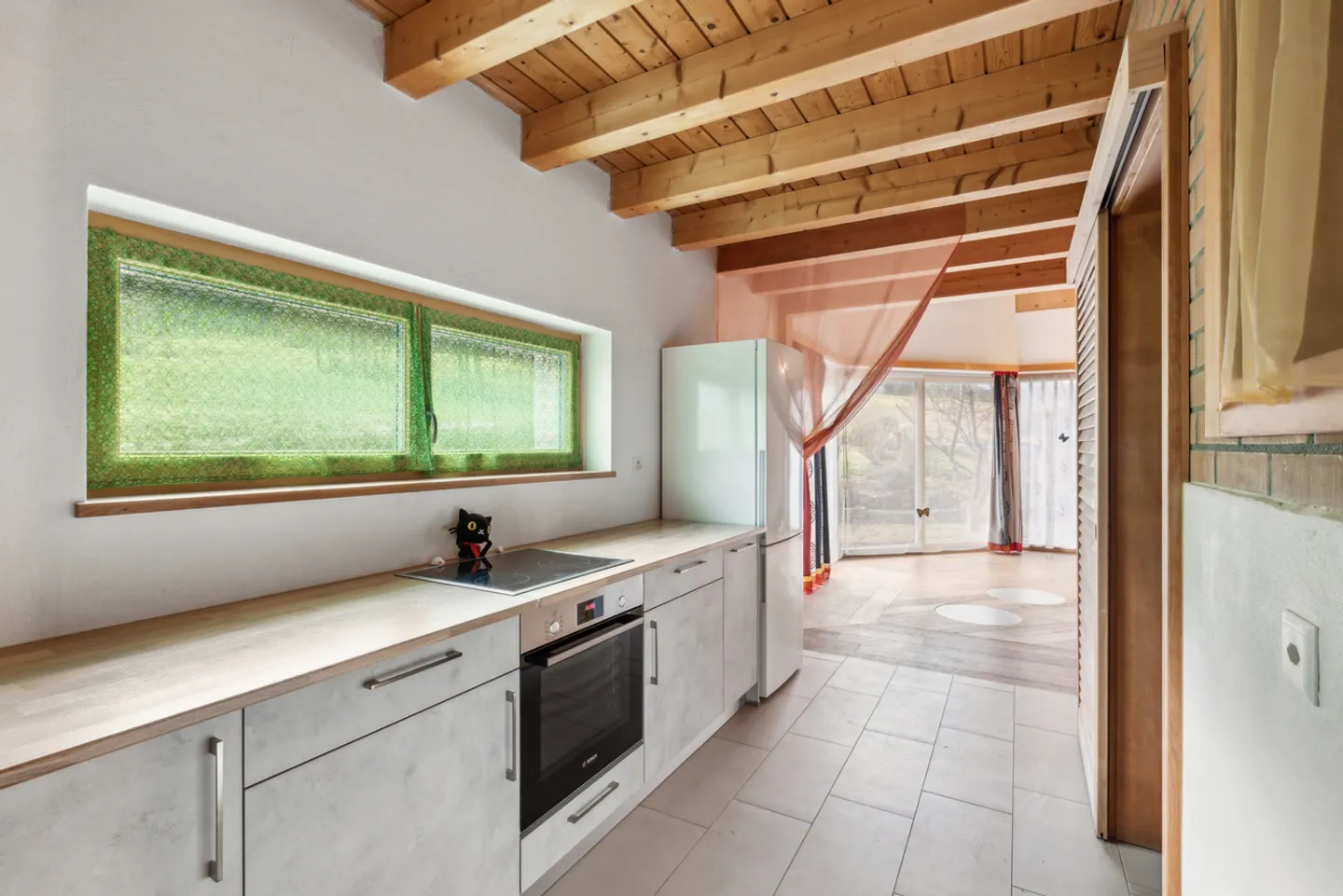 Villa unifamiliare al piano terra con giardino! - Foto 5 di 9