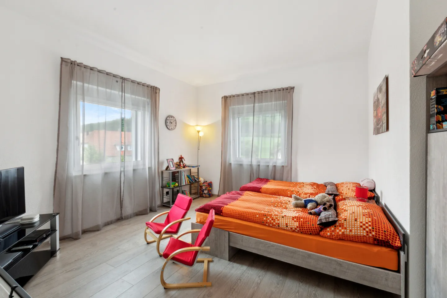 Schöne zeitgenössische Villa mit Pool und Jacuzzi! - Foto 13 von 13