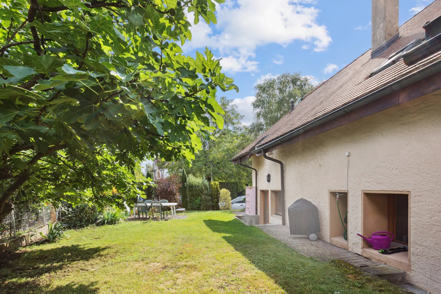 Charmantes Dorfhaus mit Garten von 7 Zimmern! - Foto 2 von 10