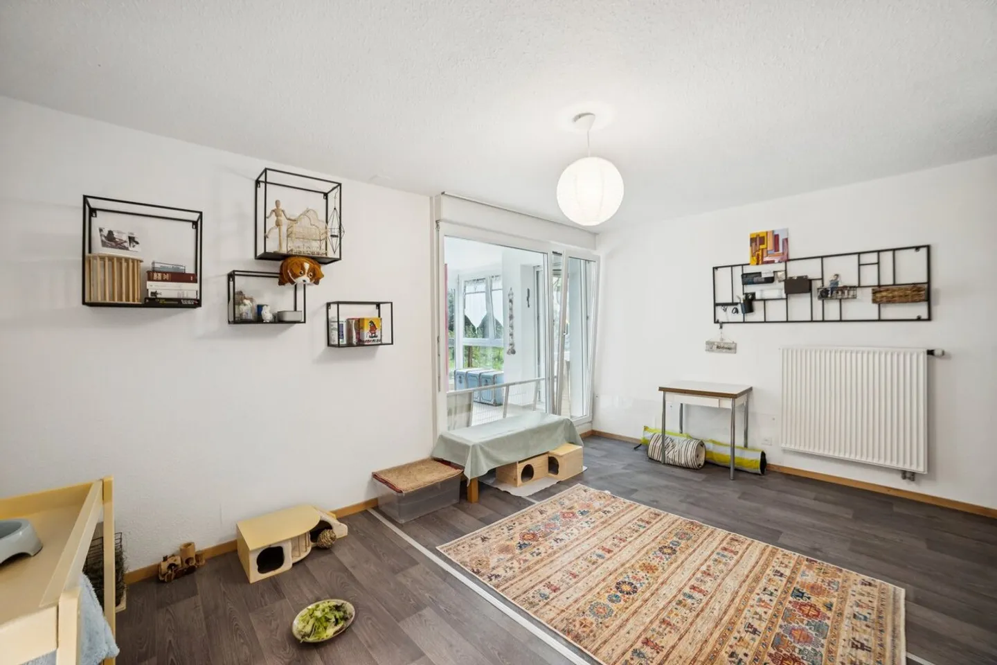 Joli rez-de-jardin, dans un quartier tranquille proche du centre - Photo 6 sur 13