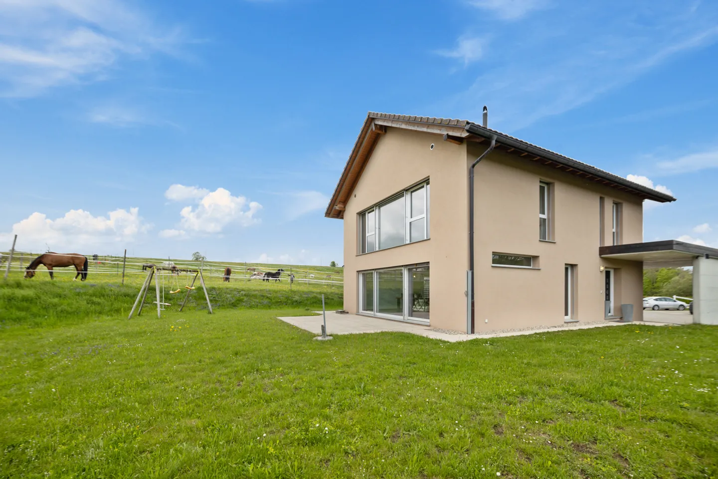 Magnificent individual villa for sale in La Chaux-de-Fonds - Photo 1 of 11