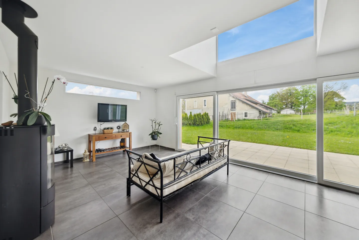 Magnificent individual villa for sale in La Chaux-de-Fonds - Photo 3 of 11