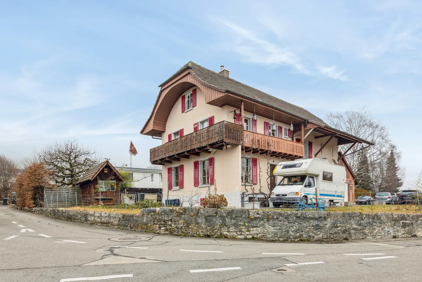 Ancienne ferme classée de 1931 avec potentiel et dépendances - Foto 1 von 6