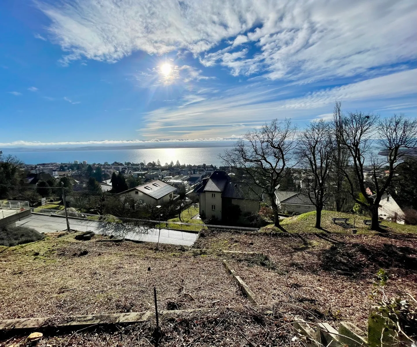 Terreno eccezionale con vista panoramica sul lago e sulle Alpi - Foto 4 di 8