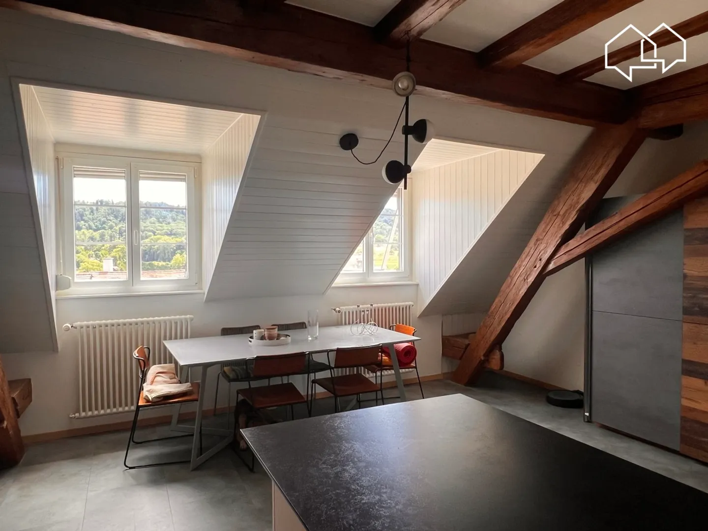 Spacieux appartement dans les combles avec terrasse - Foto 4 von 13