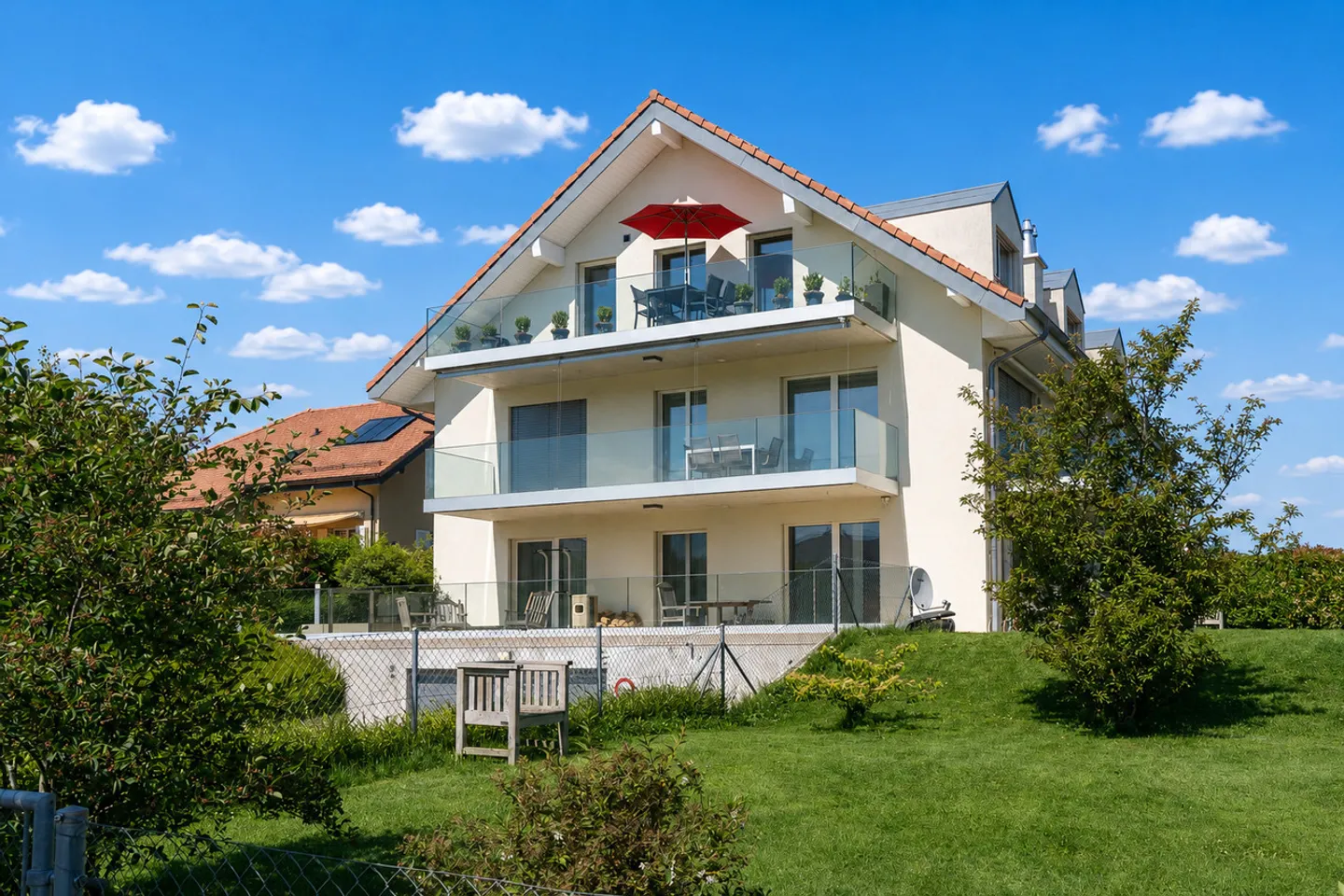 3,5-Zimmer-Wohnung mit Blick auf die Alpen und den Jura in Reverolle - Foto 13 von 13