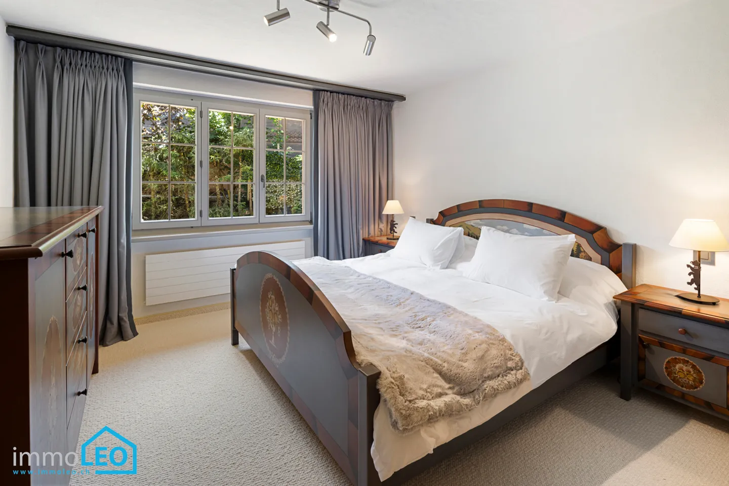 Stilvoll renovierte Chalet-Wohnung  mit Panoramasicht - Foto 3 von 12