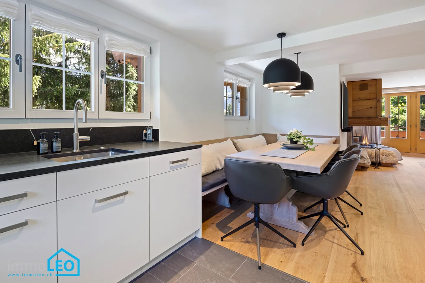Stilvoll renovierte Chalet-Wohnung  mit Panoramasicht - Foto 6 von 12