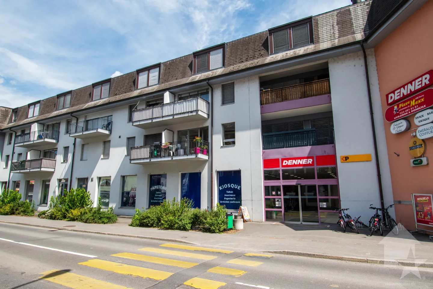 Vouvry, spazio commerciale nel centro del villaggio - Foto 2 di 6