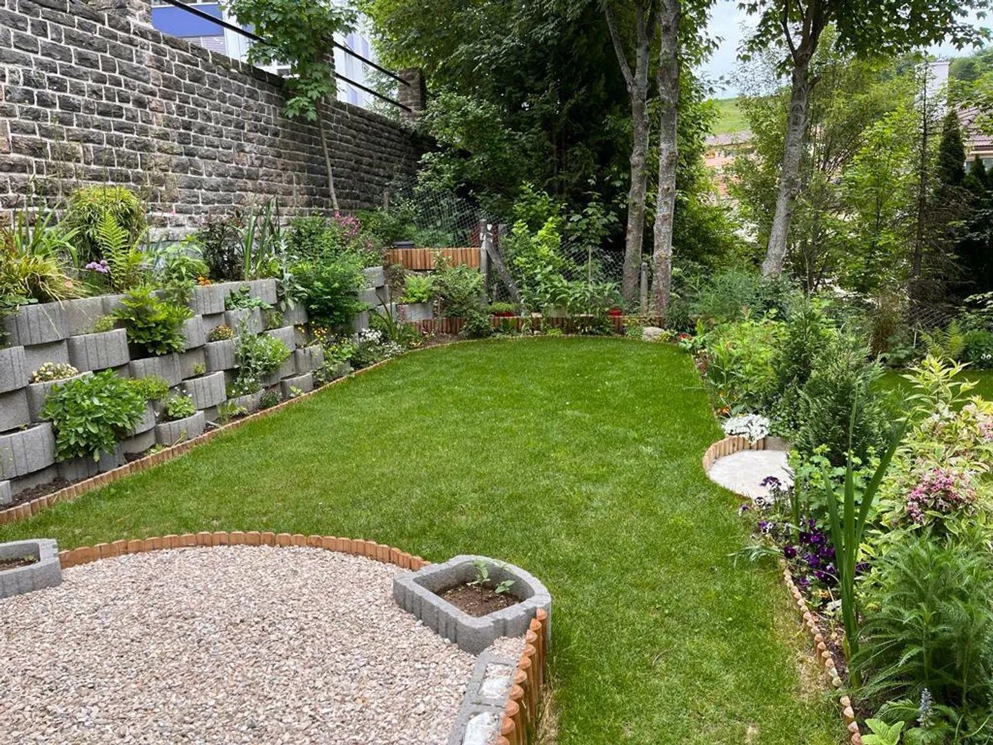 Maison rénovée avec grand espace - Photo 12 sur 12