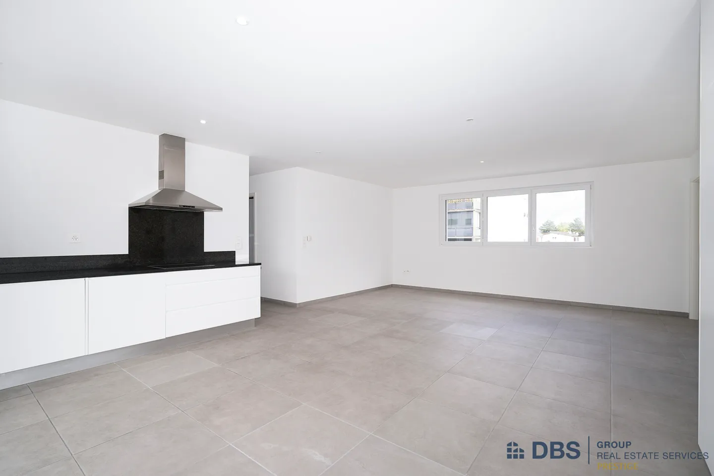 Appartement lumineux 5.5 pièces - Photo 2 sur 12