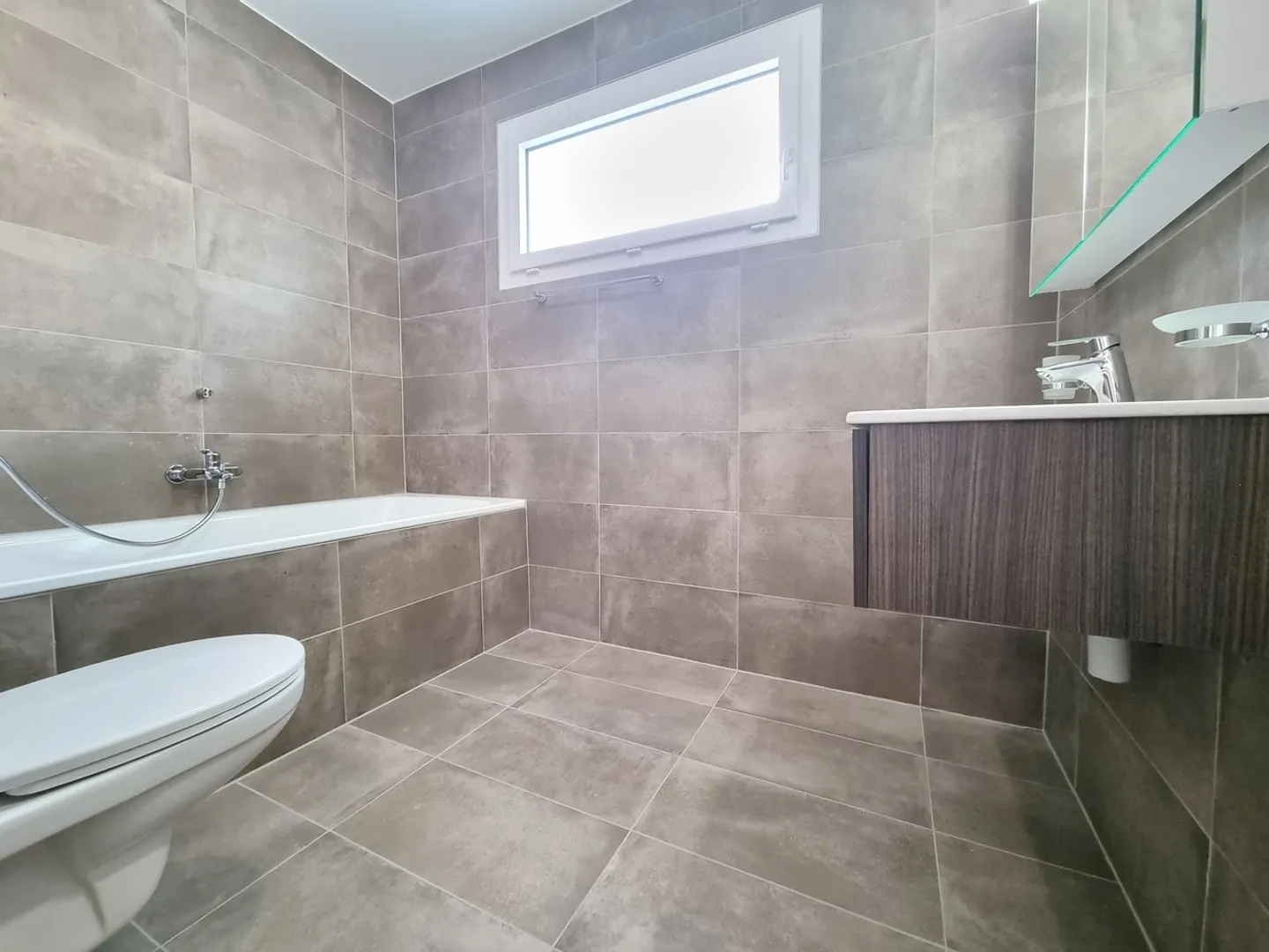 APPARTAMENTO DI 4.5 LOCALI CON TERRAZZA - Foto 12 di 12