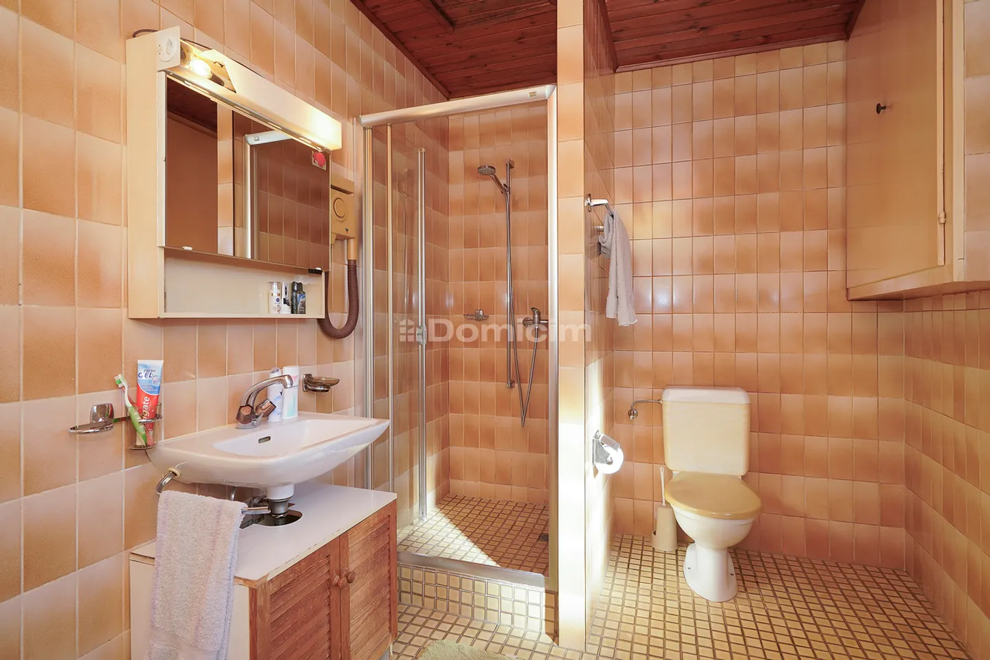 Family home with charm, to reinvent in your image - Photo 6 of 12