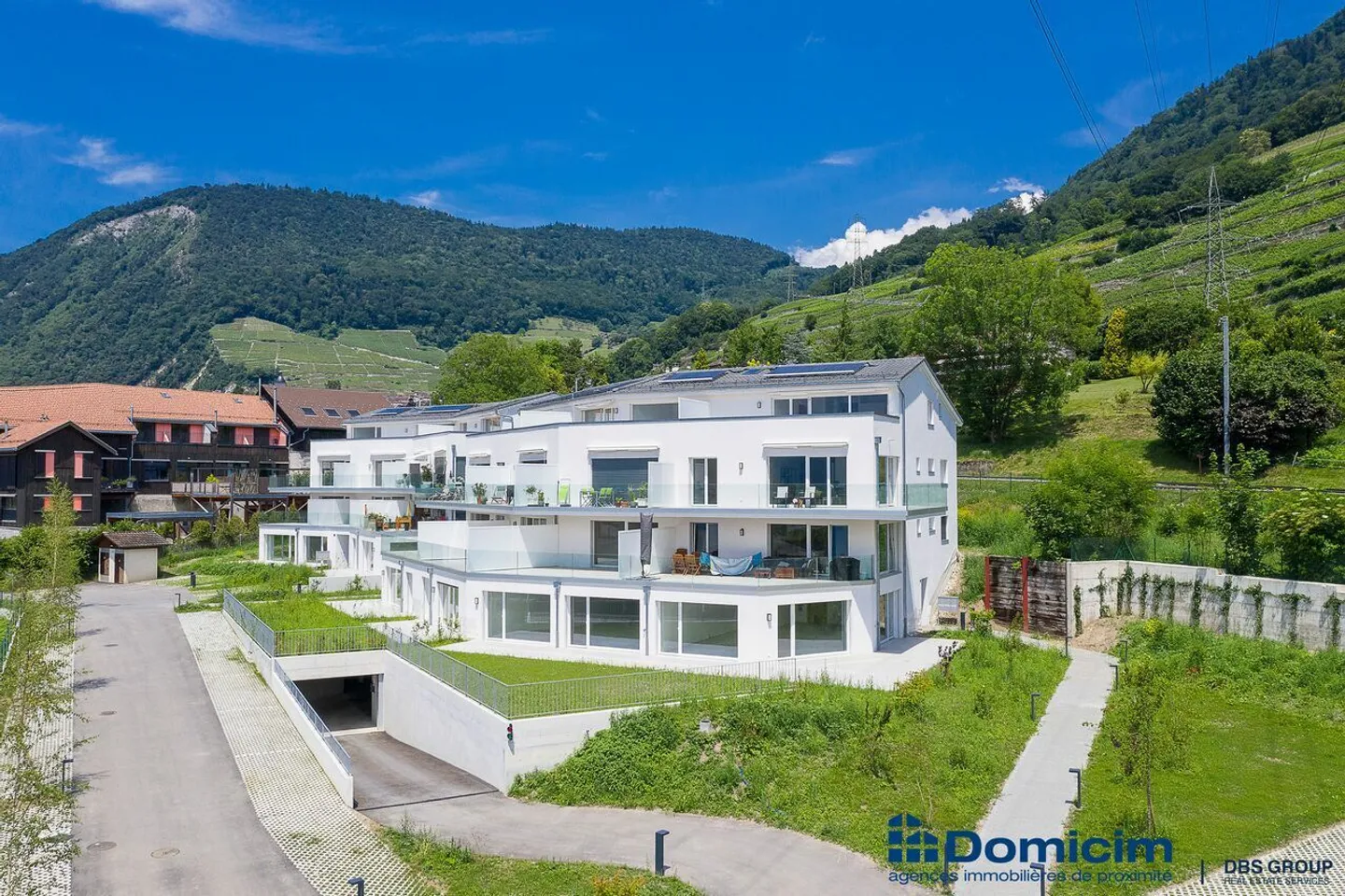 NEW! COMMERCIAL SPACE OF 117m² WITH TERRACE-GARDEN - Photo 3 of 7