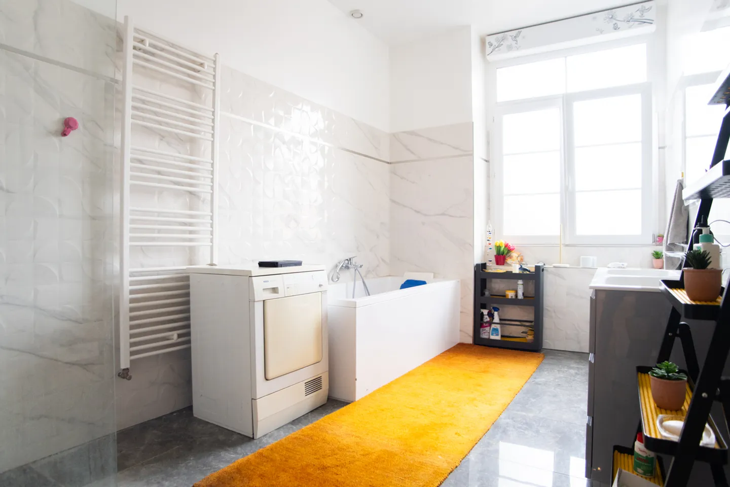 Maison rénovée avec grand espace - Photo 6 sur 12