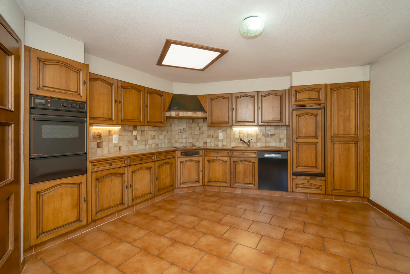 Villa Charmante avec Potentiel - Photo 6 sur 13