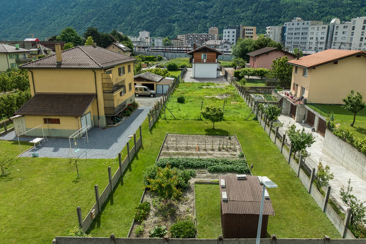 ABBONAMENTO GENERALE CFF OFFERT PER QUESTA VILLA VICINO ALLA STAZIONE! - Foto 11 di 13