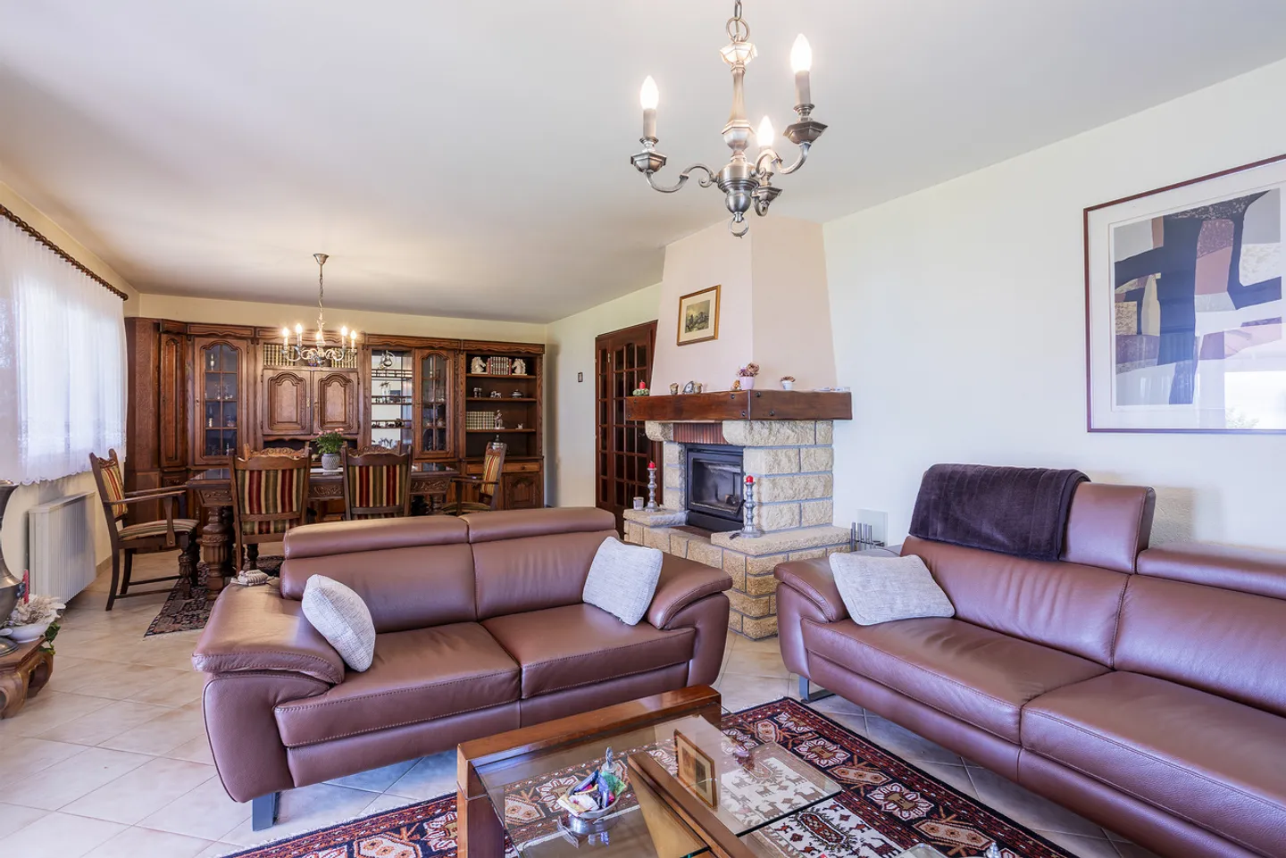 Villa bifamiliare di 5,5 locali con veranda, parcheggi e garage. - Foto 6 di 13