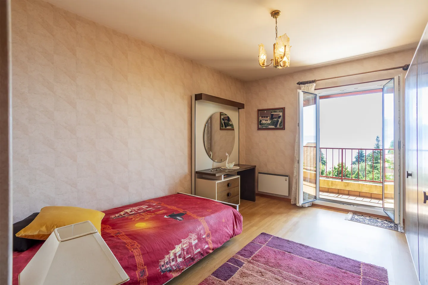 Villa bifamiliare di 5,5 locali con veranda, parcheggi e garage. - Foto 9 di 13