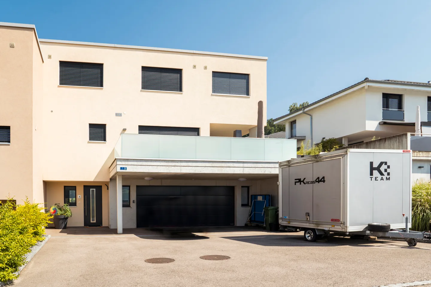 Panoramablick für diese 6,5-Zimmer-Villa - Foto 1 von 13