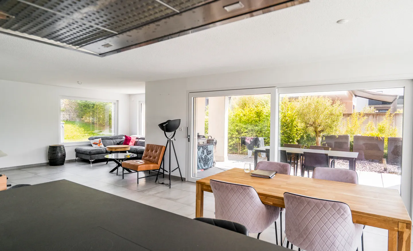 Panoramablick für diese 6,5-Zimmer-Villa - Foto 5 von 13