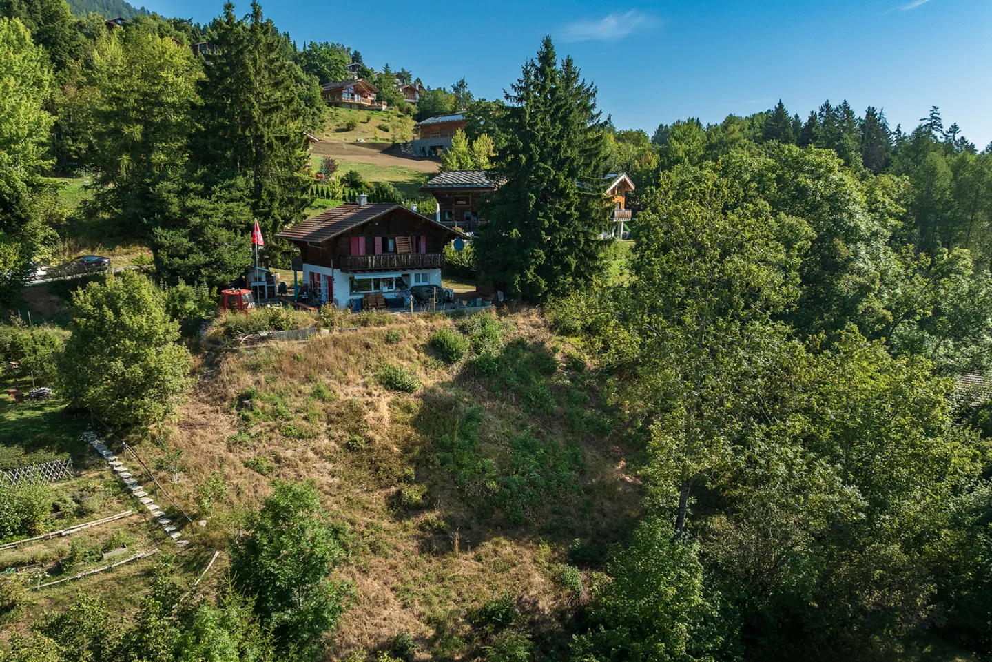 YOUR CHALET TO BUILD 15 MINUTES FROM SION ON THE HEIGHTS! - Photo 8 of 13