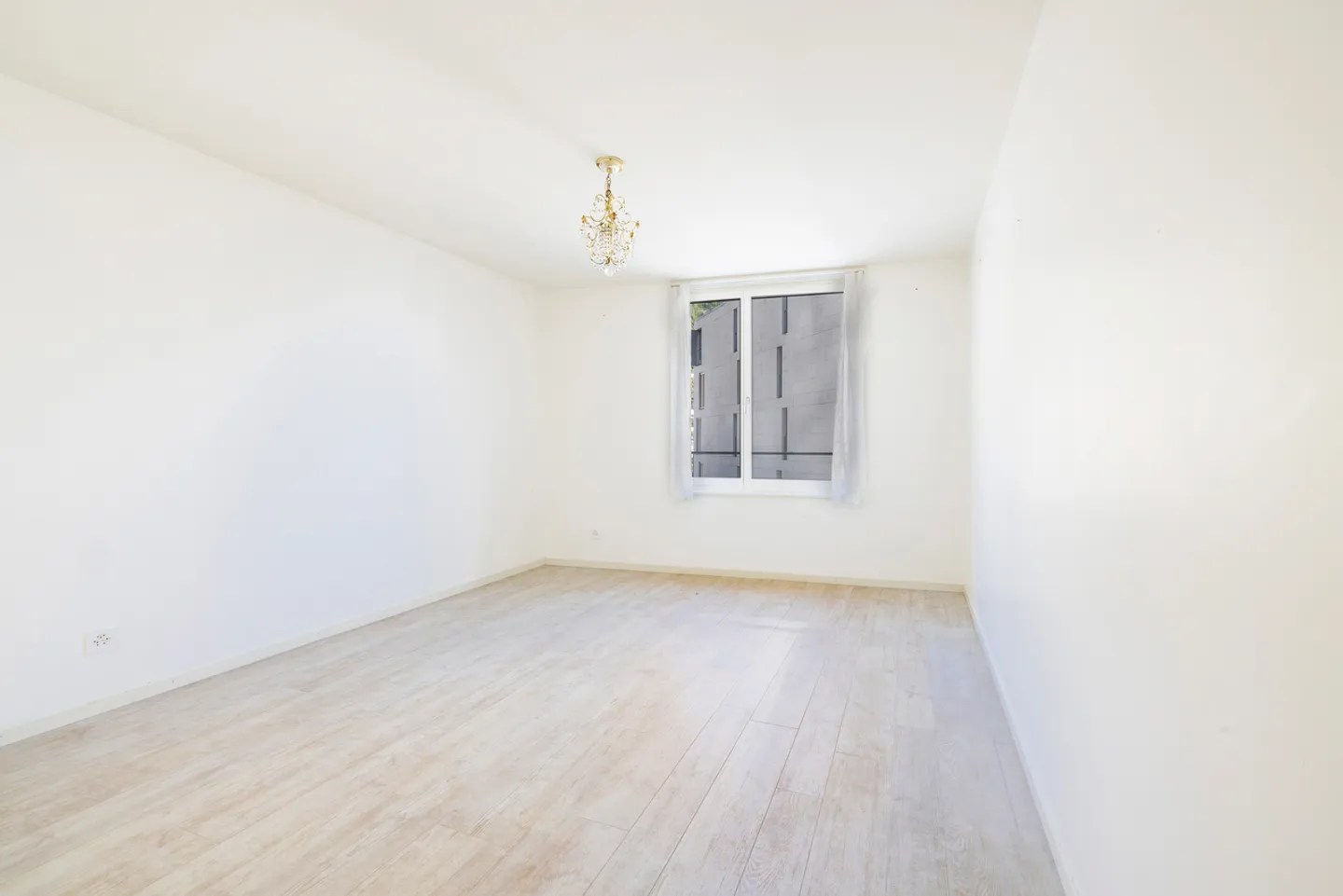 Posizione ideale! Appartamento di 4,5 locali con vista lago - Foto 8 di 13